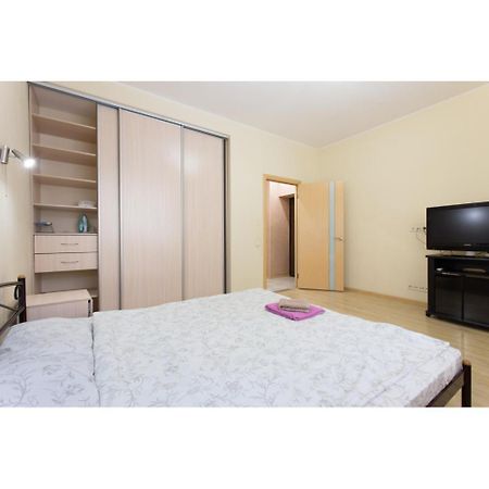 Apartment On Naukova Kharkiv Exterior photo