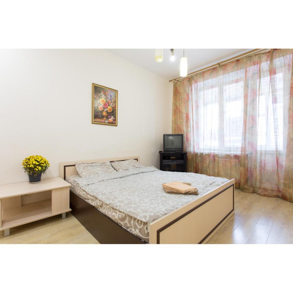 Apartment On Naukova Kharkiv Exterior photo